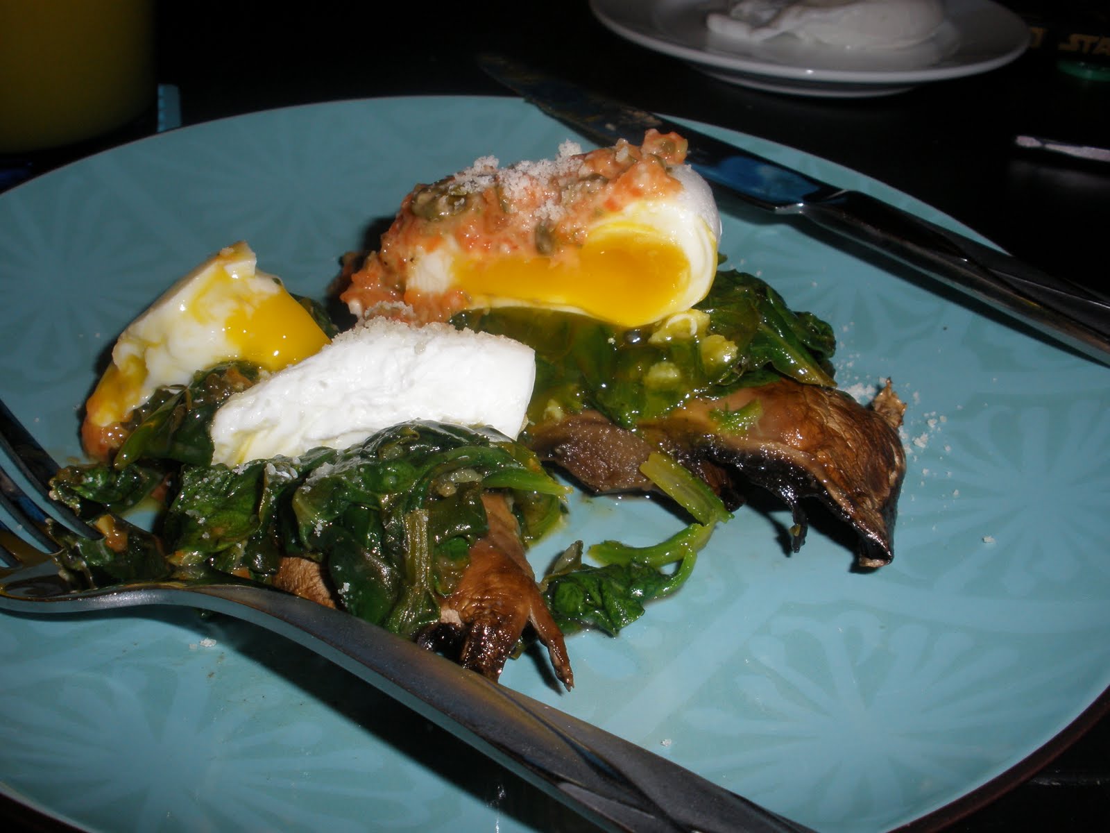 The Spice Rack: Portobello Mushroom Benedict With Roasted Red Pepper Sauce