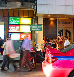 Bangkok nightlife at Thaniya Plaza bars Bangkok nightlife at Thaniya Plaza bars