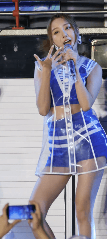 8.gif