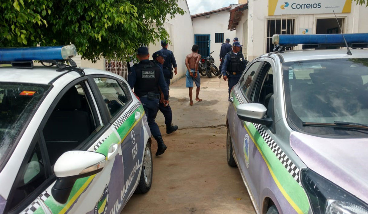 Guarda Municipal de Jacobina recupera duas motos roubadas e prende suspeito de assaltos