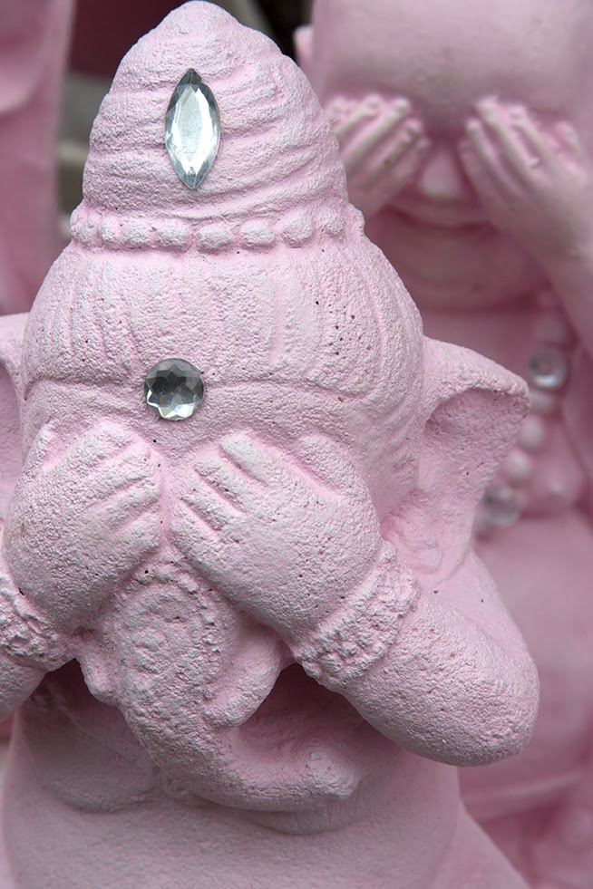 pink ganesh and buddha