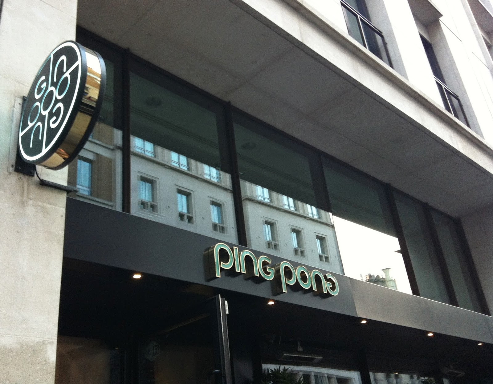 Ping Pong Dim Sum in Soho review - Why not try one of the 8 locations around London to try some steamed, baked, fried or grilled dim sum (the cocktails are pretty good as well!)