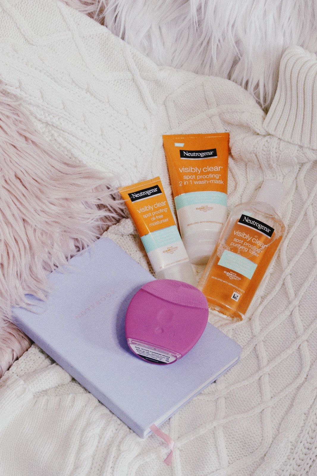 RECENZJA: NEUTROGENA VISIBLY CLEAR