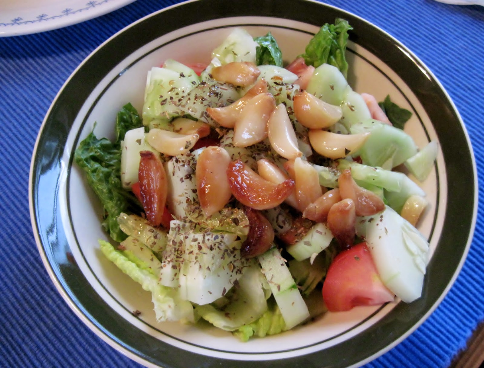 salad with smoked garlic