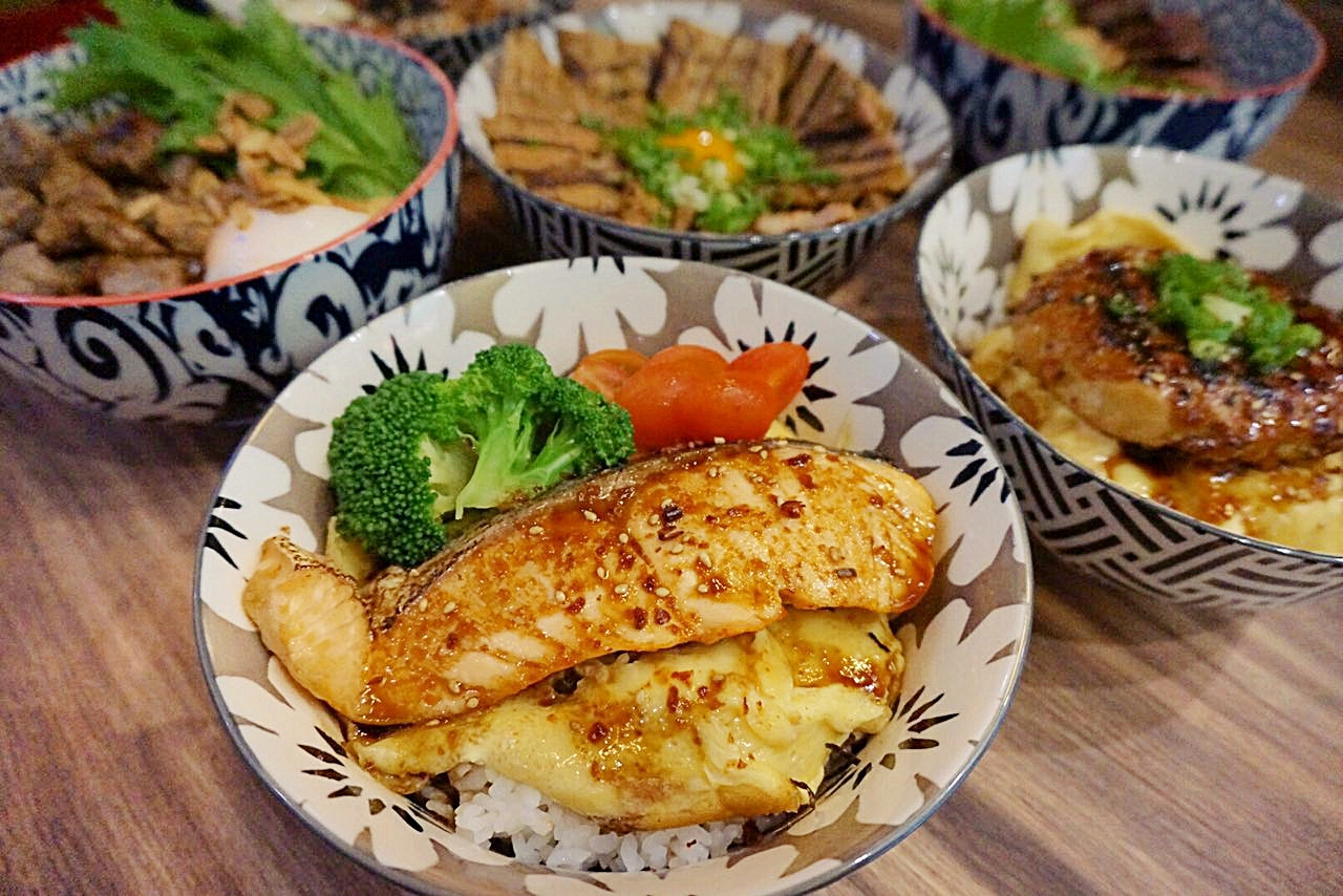 Flaming Don 烤丼 When Yakiniku and Donburi make merry Fundamentally