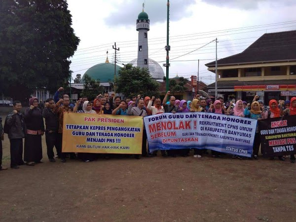 Dilema Tenaga Honorer K-2, Ikut Tes CPNS atau Setujui PPPK? Dilema Tenaga Honorer K-2, Ikut Tes CPNS atau Setujui PPPK?