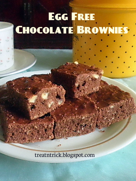 Egg Free Chocolate Brownies Recipe @ treatntrick.blogspot.com