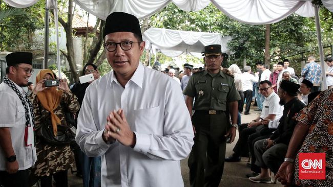Dibilang Kena Azab Allah Saat Disengat Ikan Pari, Alhamdulillah Menteri Agama Lukman Saifuddin Sudah Kembali Sehat Wal Afiat....