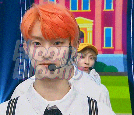 요즘 무대하는중에 멤버 놀리는 아이돌 | 인스티즈