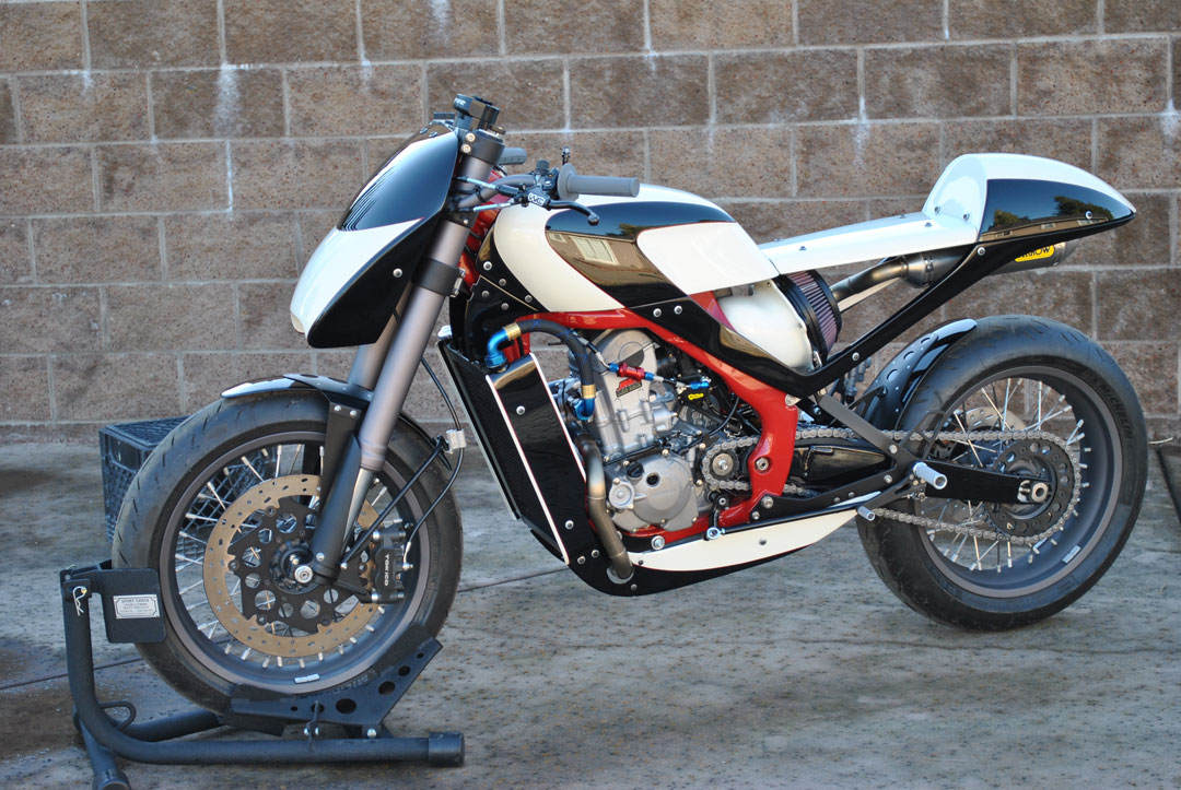 Honda cm Cafe Racer