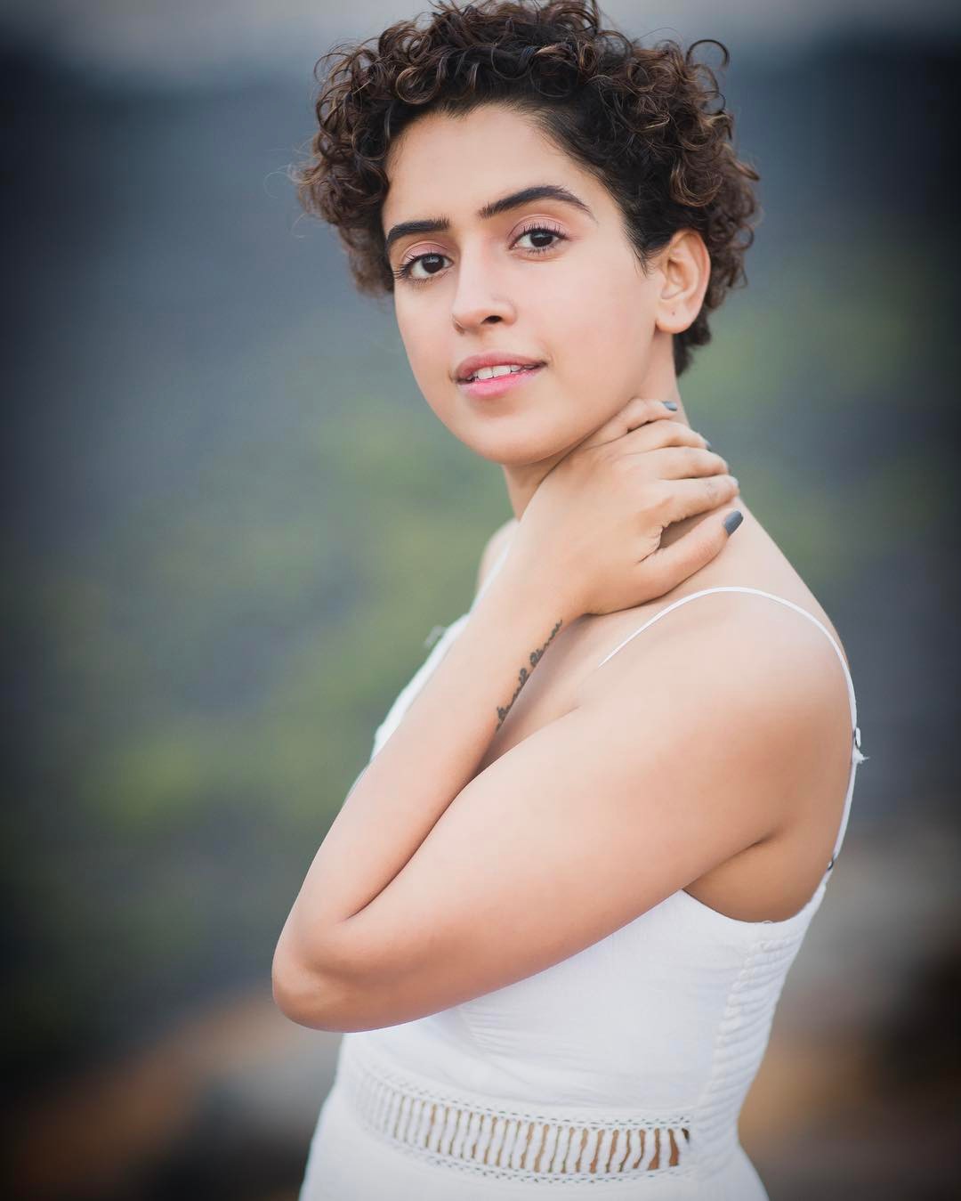 Sanya Malhotra Hot Photos | Badhaai Ho Movie 2018 - Bestofshayari
