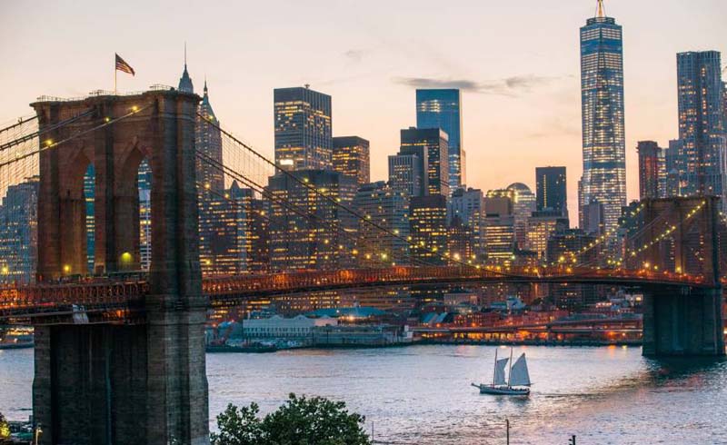 Brooklyn Bridge at night