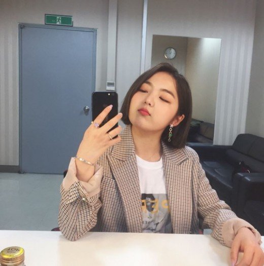 Seo Shin Ae tries to mature from her child actress roots with a new look