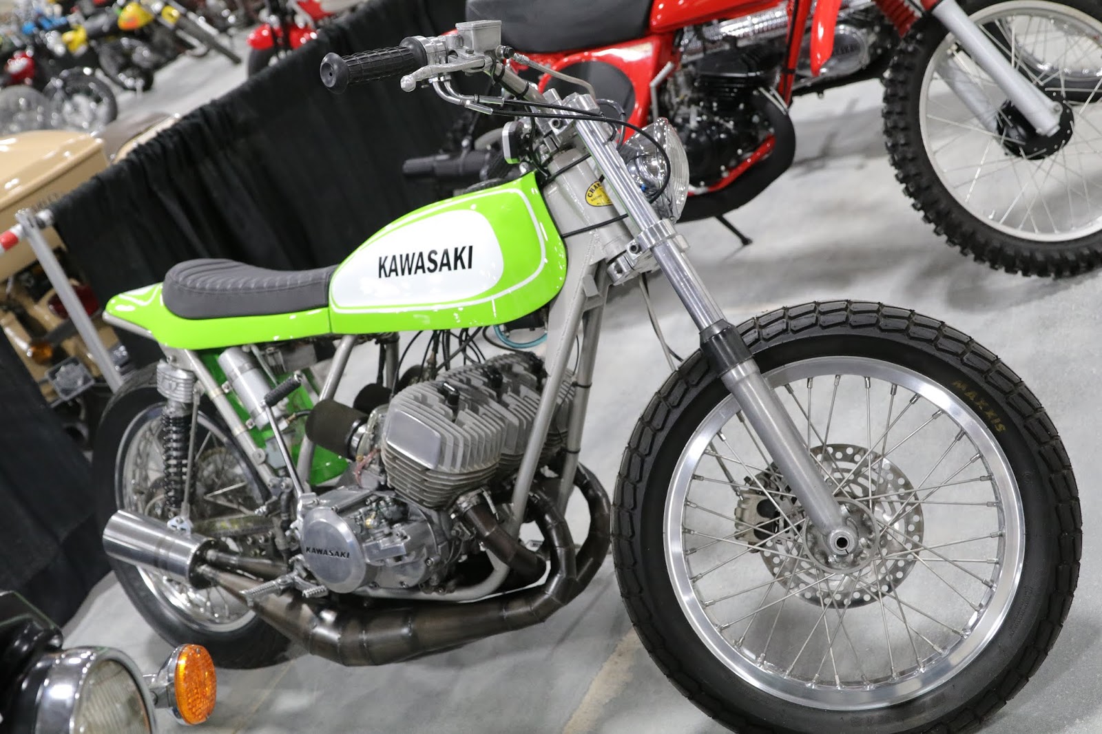 kawasaki 350 dirt bike