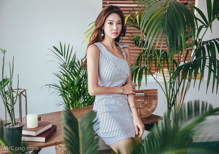 Beautiful Park Jung Yoon in fashion photoshoot in June 2017 (496 photos) photo 21-16