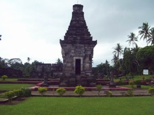 candi penataran