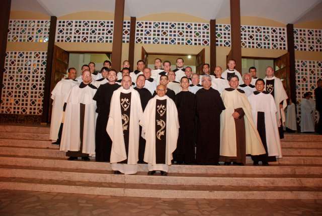 Flor do Carmelo NÂº 38 - Ordem dos Padres Carmelitas DescalÃ§os