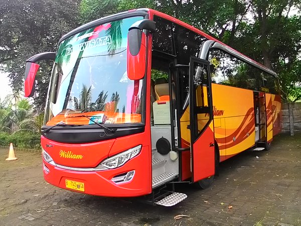 PO Setiaawan: Mengarungi Jalan Raya dengan Nyaman dan Aman