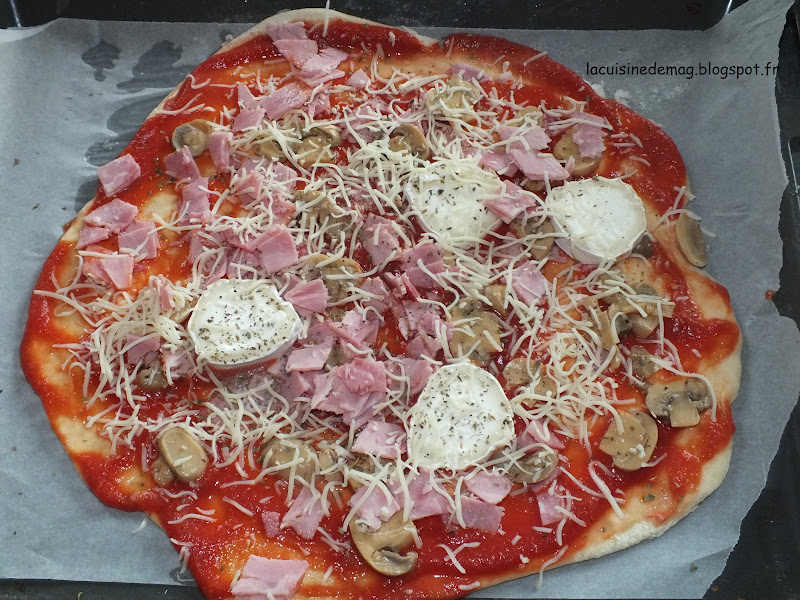 La Cuisine de Mag Pizza jambon, champignon chèvre