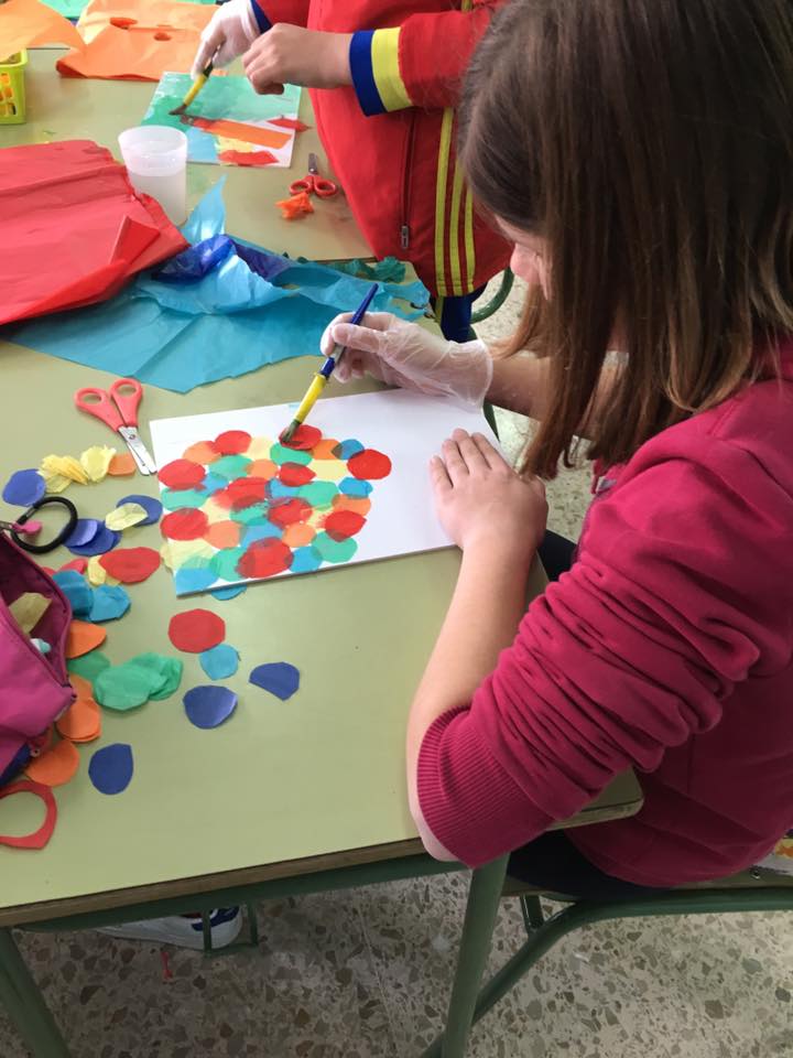 OUR ENGLISH CLASS Tissue paper art