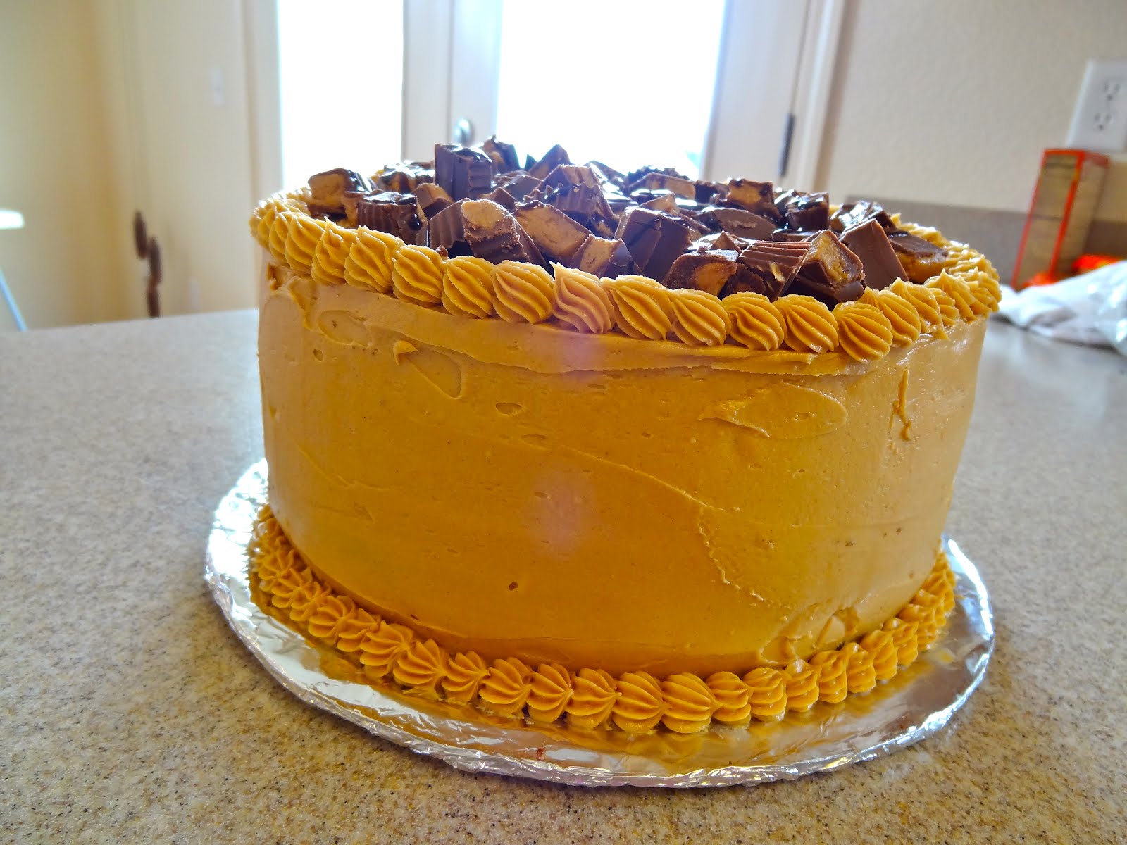to the Krazy Kingdom Reese's Peanut Butter Fudge Cake