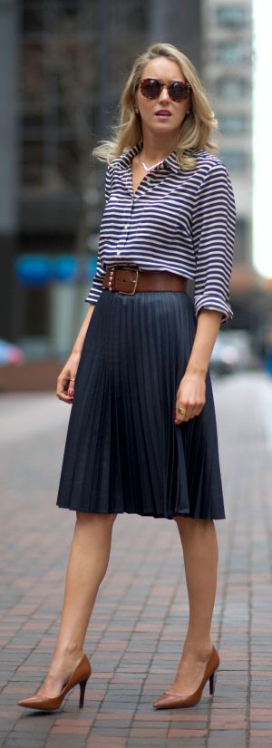 cute spring outfit / striped top + midi skirt + brown heels