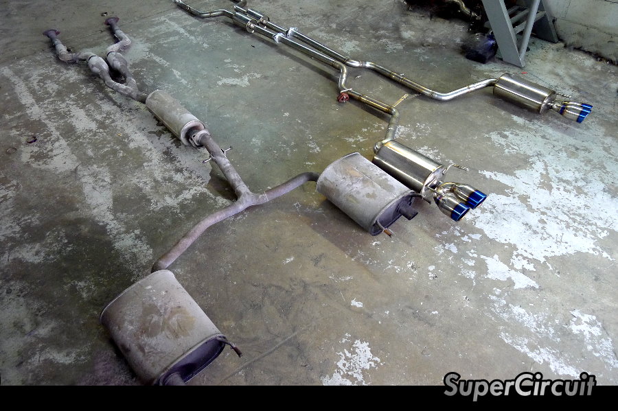SUPERCIRCUIT Exhaust Pro Shop Toyota Mark X Quad Exhaust Custom