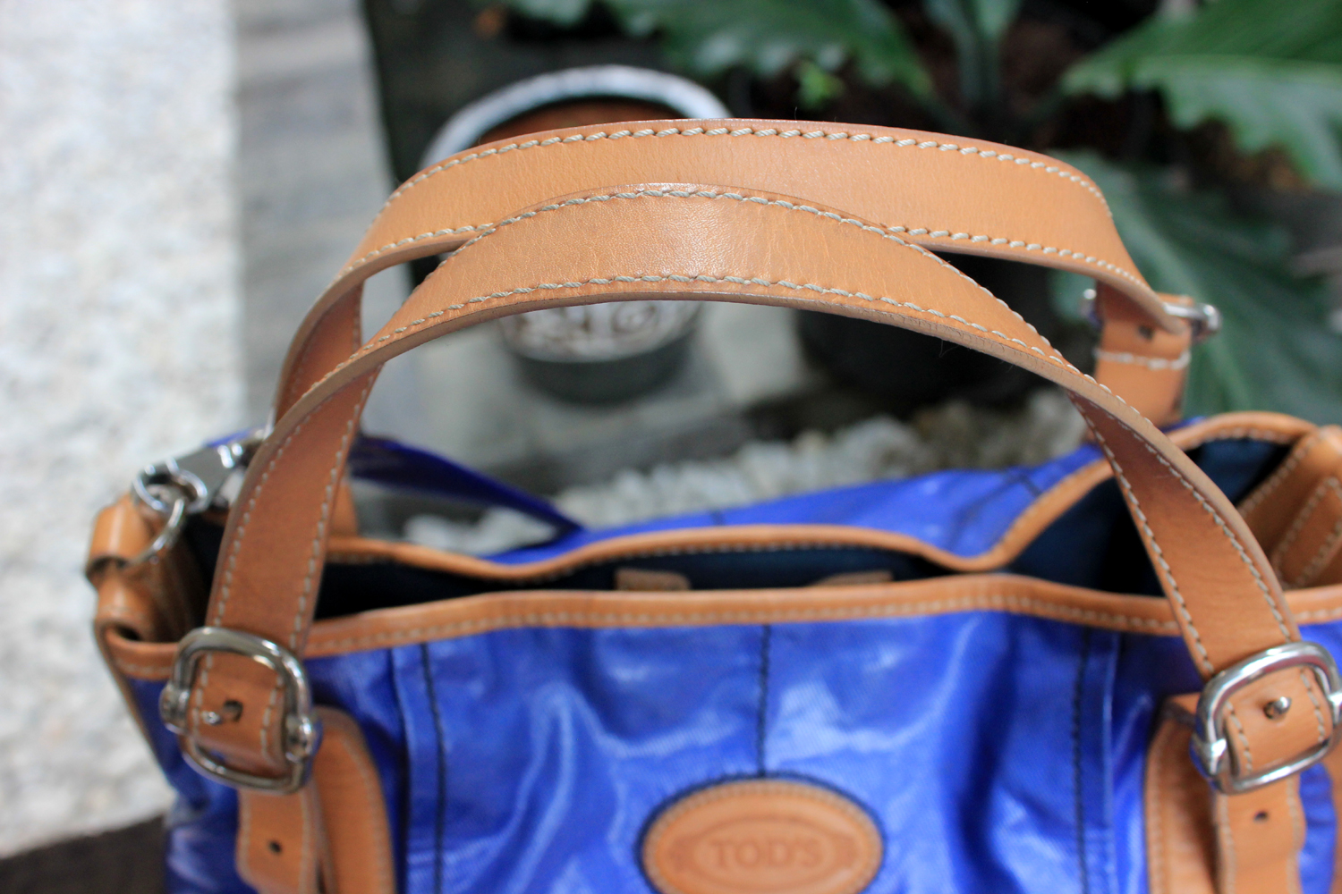 tods sling bag