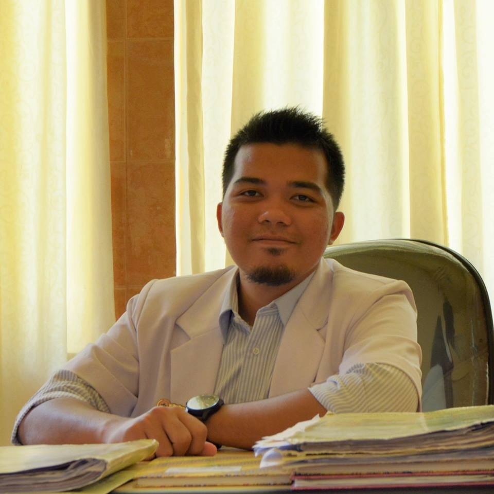 dr. Akbar Eka Putra
