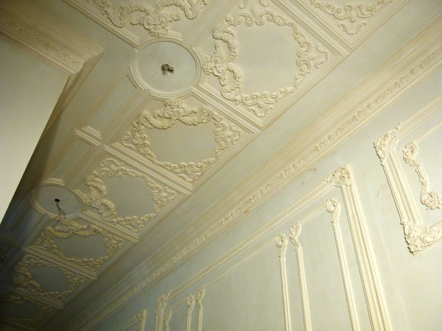 Living Room Gypsum Ceiling Design With Cornice Concealed Lights