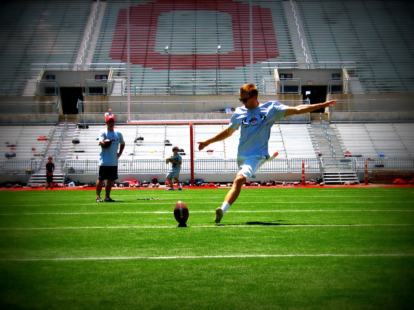 ONE ON ONE KICKING Spencer Benton Kicking at Ohio State