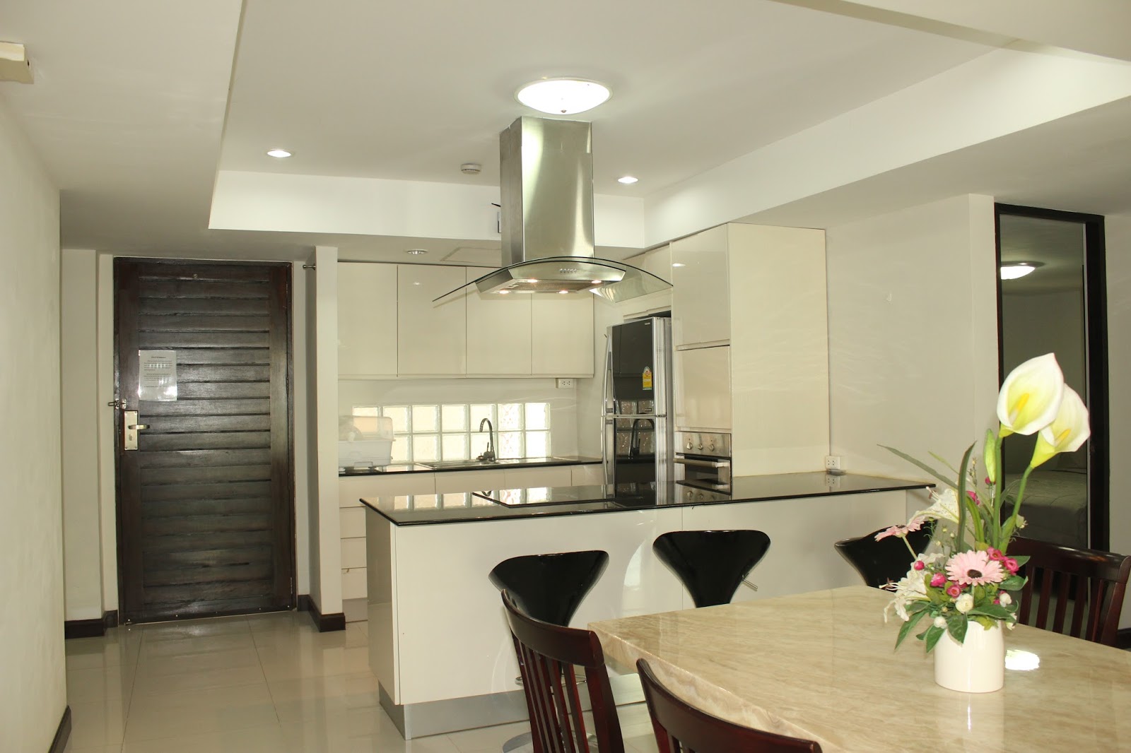 Patong Three Bedroom Two Bath Apartment For Long Term For Rent