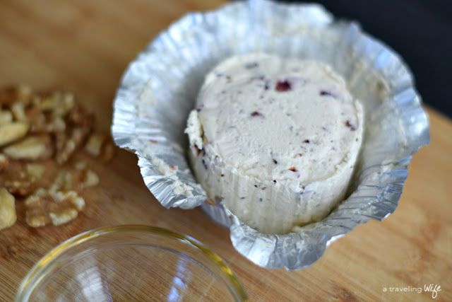 Cranberry And Nut Cheese Spread | http://www.atravelingwife.com