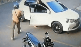 Pelaku pencurian motor mengancam wanita di Karawang Pelaku pencurian motor mengancam wanita di Karawang