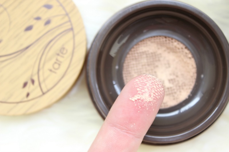 Podkład mineralny TARTE Amazonian Clay Full Coverage Airbrush Foundation #Fair-Light Neutral