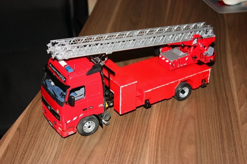 MiniAutoHobby Volvo FH 12 Fire Ladder Truck Part IV