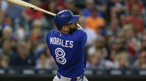 El cubano Kendrys Morales pegó un bambinazo que le acerca a muy poco de colarse en el selecto club de los 200 jonrones en las Grandes Ligas El cubano Kendrys Morales pegó un bambinazo que le acerca a muy poco de colarse en el selecto club de los 200 jonrones en las Grandes Ligas