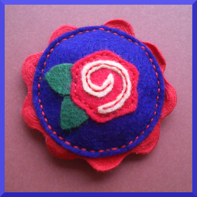 broche fieltro camafeo flor