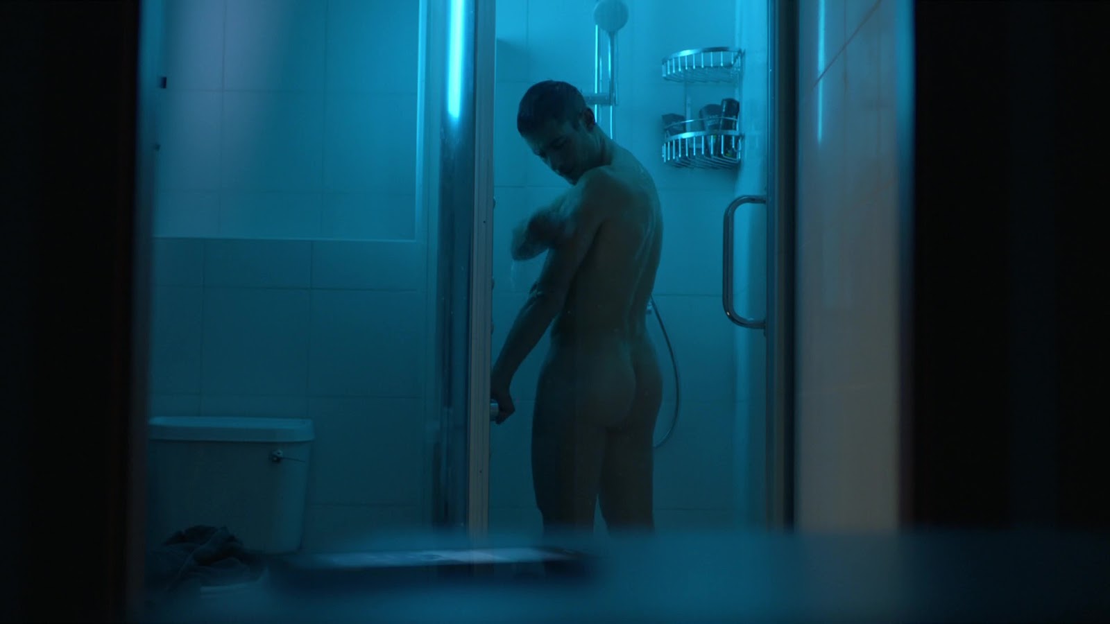 Julian Morris nude in Man In An Orange Shirt 1-02 "Episode 2" .
