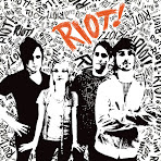 Paramore - Riot! (Bonus Track Version) (2007) - Album [ITunes Plus AAC M4A]