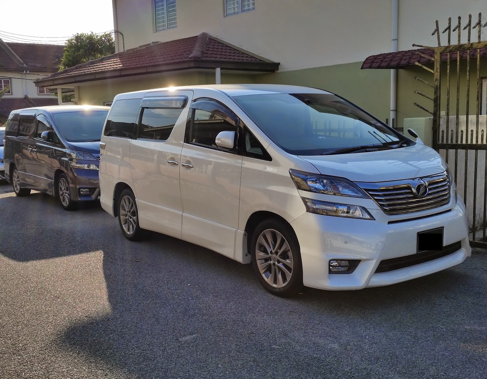 ALPHARD/VELLFIRE MPV RENTAL KERETA SEWA ALPHARD/VELLFIRE KL HP012521