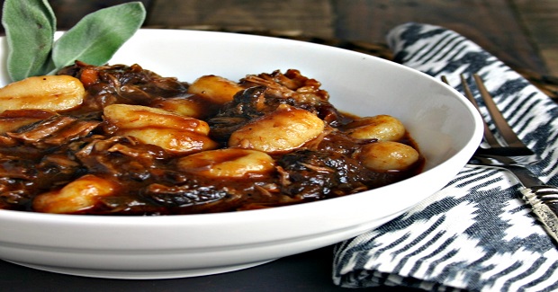 Braised Short Ribs With Gnocchi Recipe Braised Short Ribs With Gnocchi Recipe