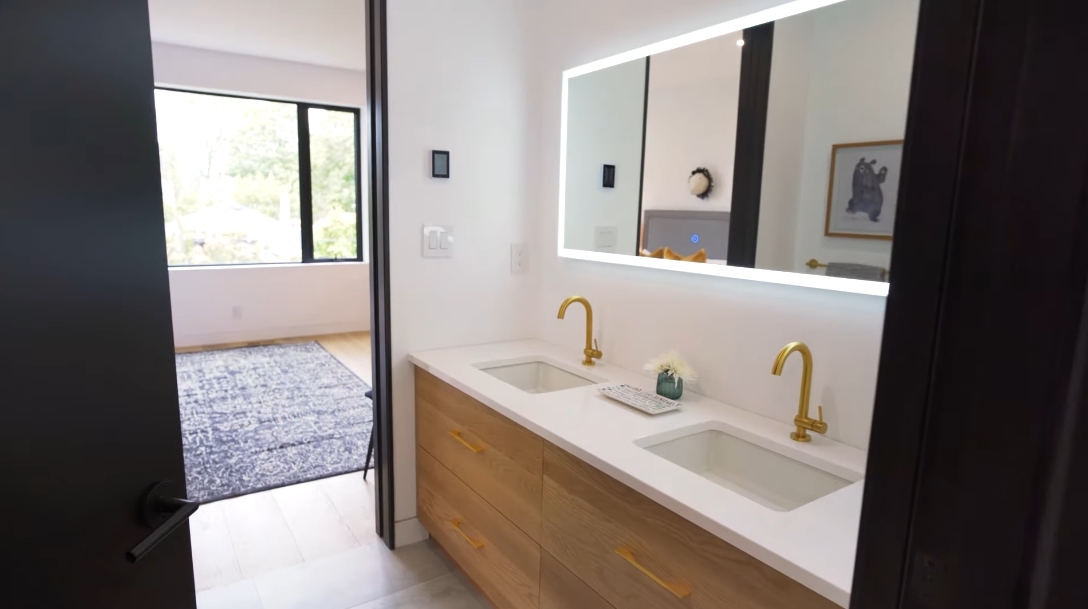 35 Interior Design Photos vs. 4 Velma Dr, Toronto Luxury Home Tour