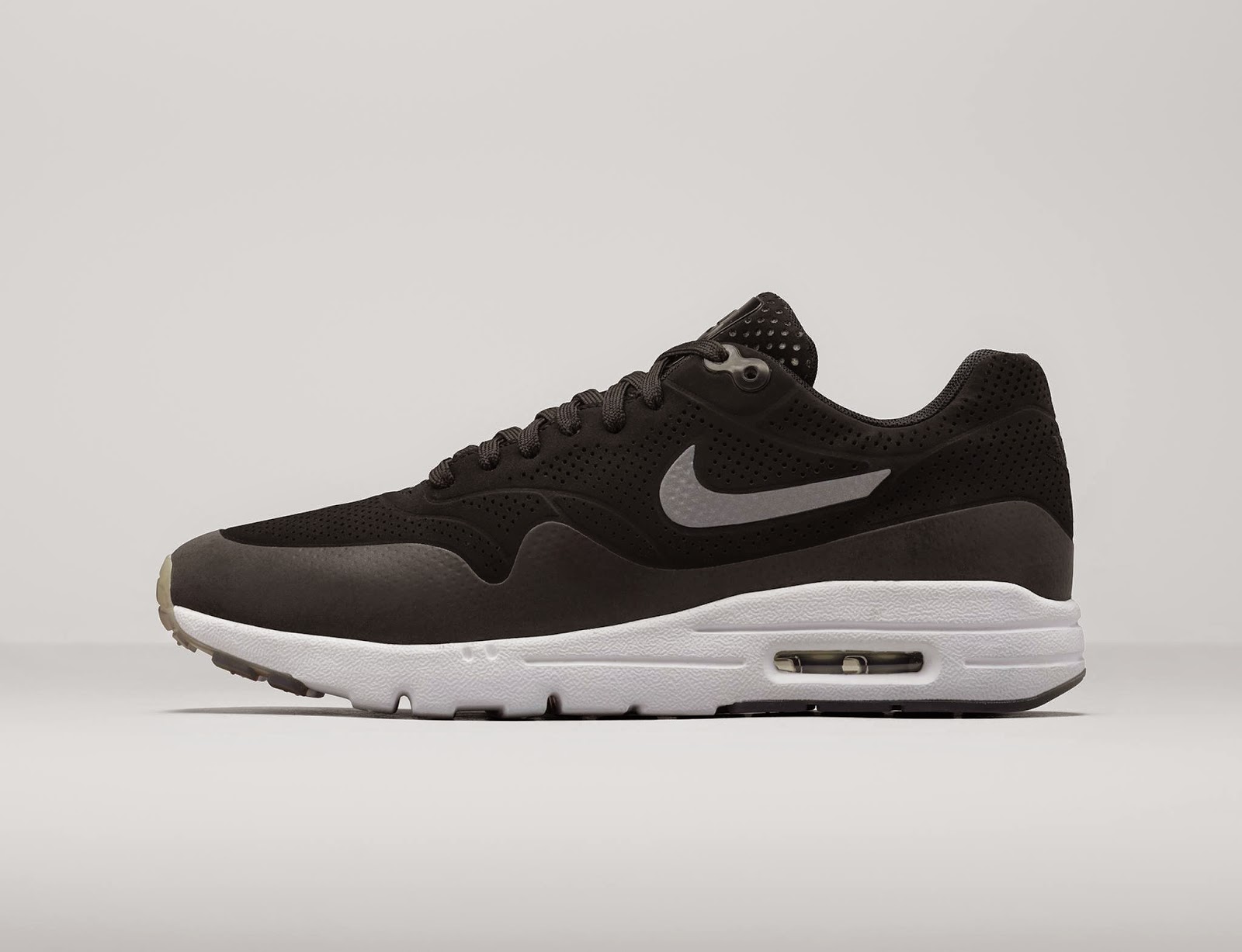 Swag Craze: Introducing the Nike Air Max 1 Ultra Moire - Ultra Light and Ultra Comfortable