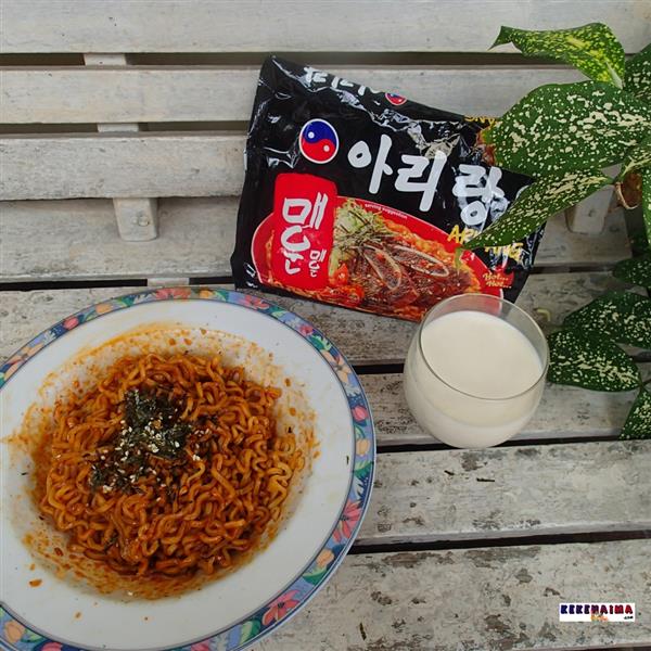 mie arirang korea hot instant halal mie arirang korea hot instant halal