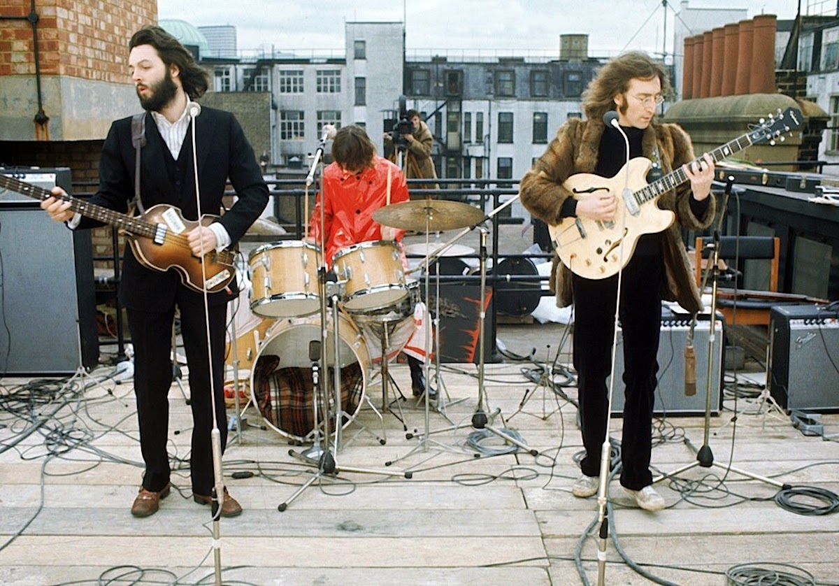 Wonderful Color Photographs of The Beatles' Rooftop Concert in 1969 ...