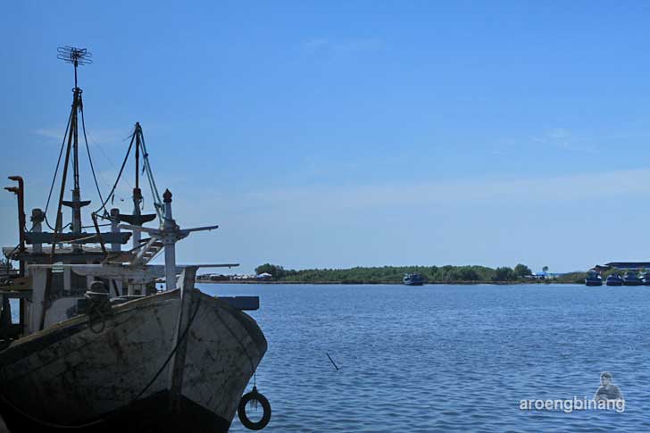 pelabuhan perikanan nusantara kejawanan cirebon
