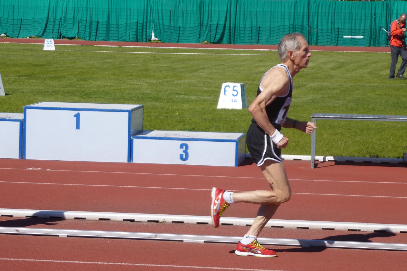 кубок россии по легкой атлетике среди ветеранов среди женщин. первенство среди ветеранов ленинградская область. мосатлетикс ветераны легкая атлетика. легкая атлетика среди ветеранов москва. чемпионат россии по легкой атлетике среди ветеранов.