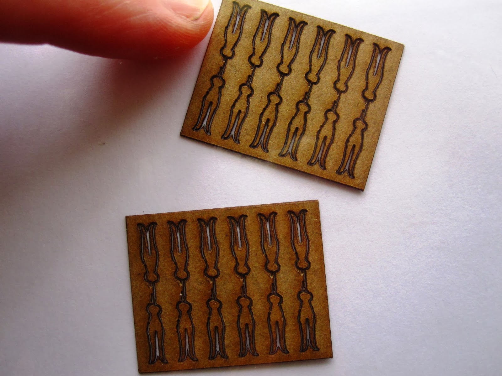 Adelaide Cann's lasercut miniature peg kitset