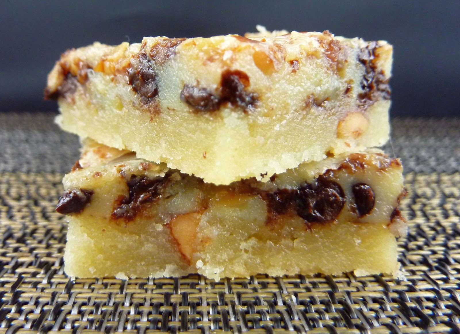 Cookies on Friday Chocolate Toffee Almond Shortbread Bars